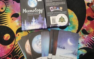 💚 Moonology Oracle Cards – Yasmin Boland – £15.00💚