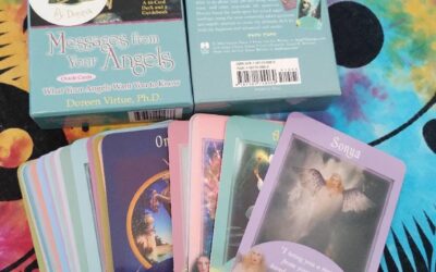 💚 Messages From Your Angels Oracle Cards – Doreen Virtue – £15.00💚